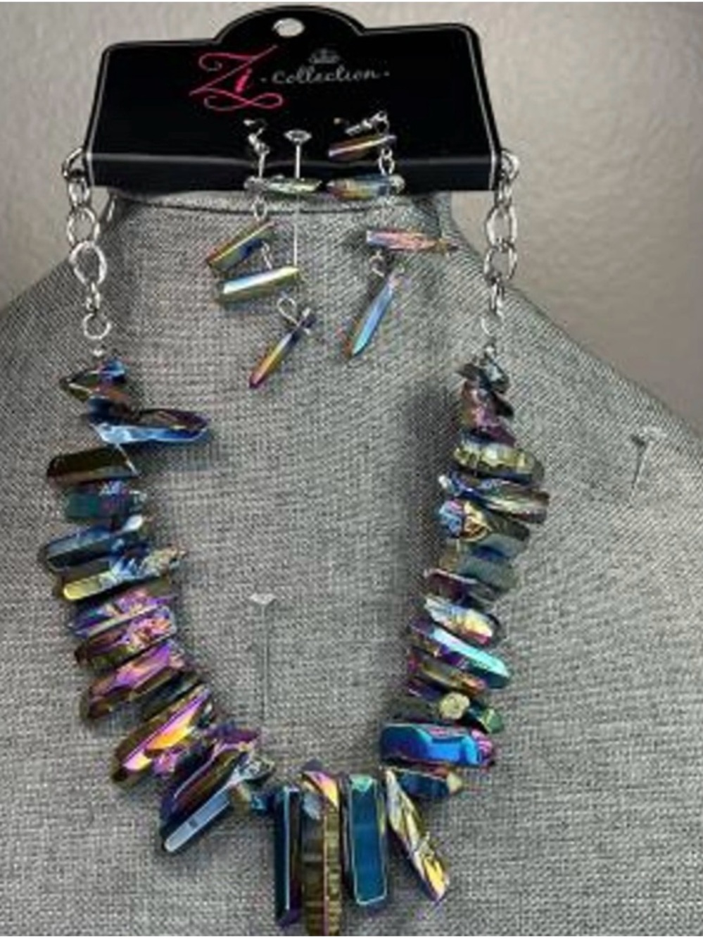 Paparazzi Iridescent Aura Statement Necklace & Earring Set - Multicolor